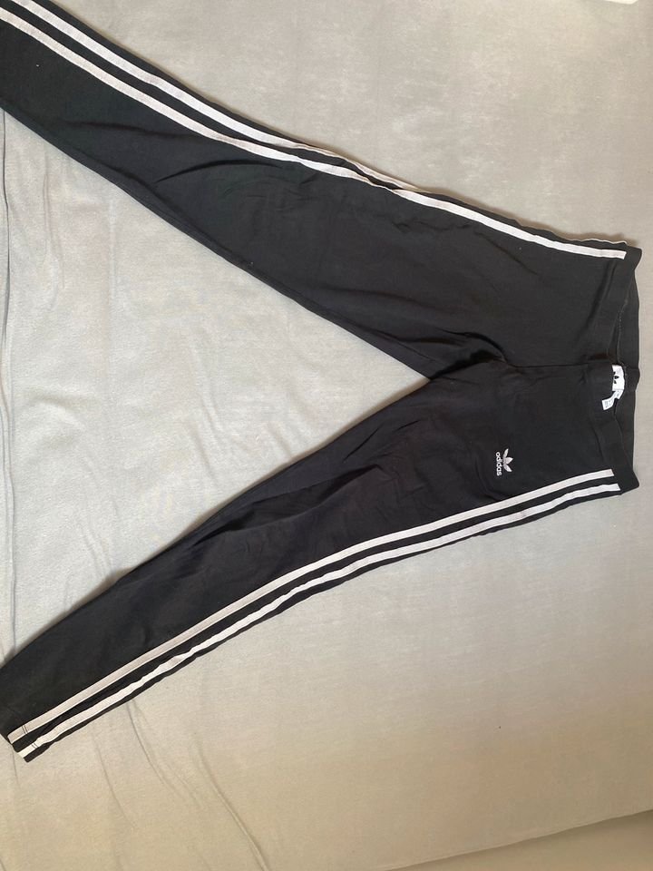 Adidas Leggings Guter Zustand