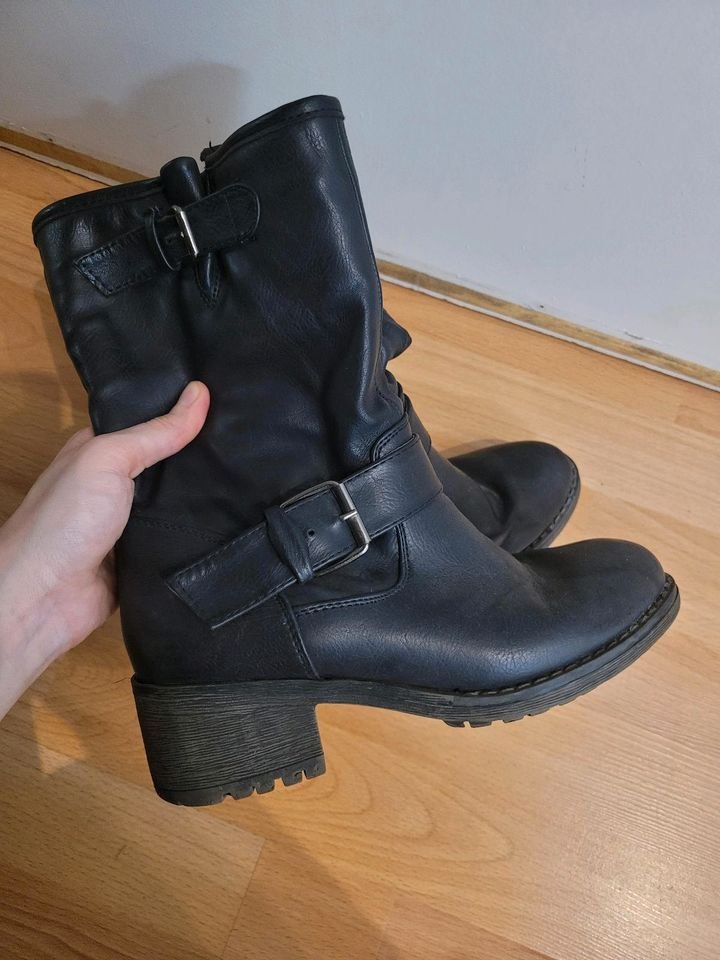 Gebrauchte Stiefel Gr. 36 schwarze Jumex