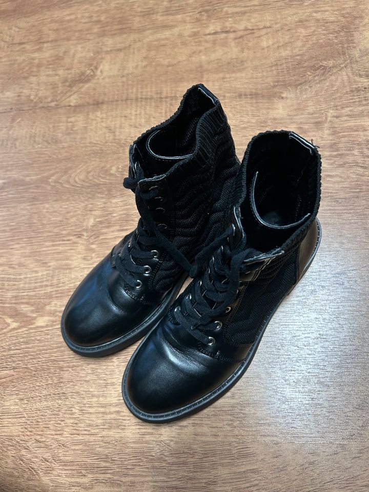 Bershka Stiefel Gr.39