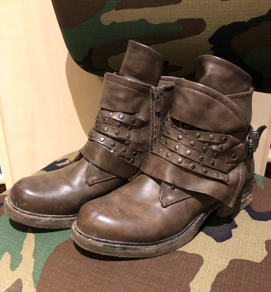 Verlockende Stiefeletten - Exklusiv und einzigartig!