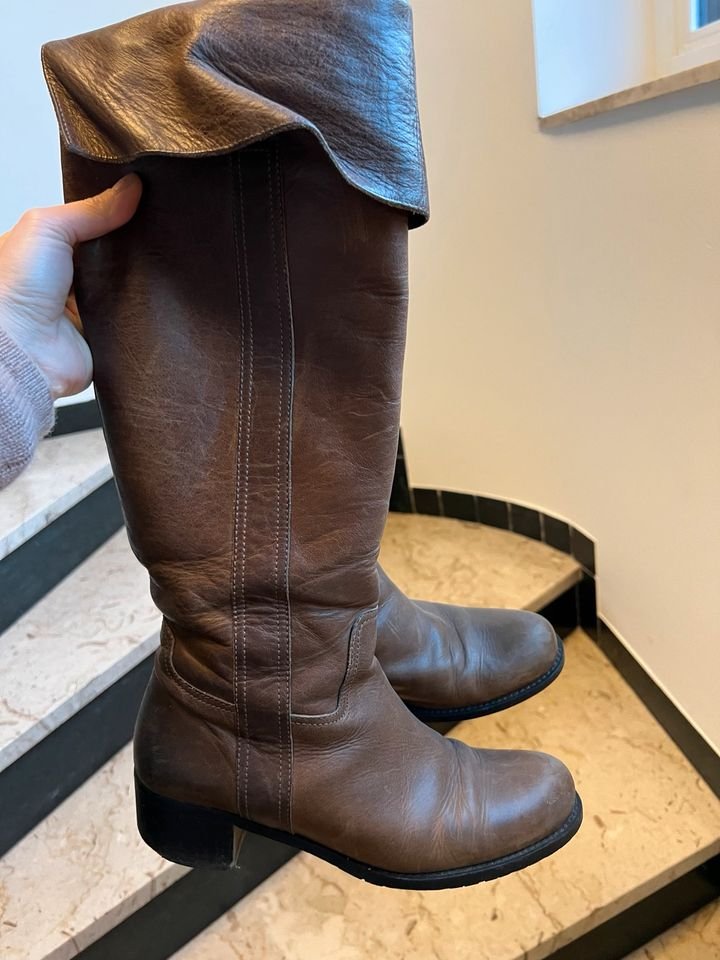 Verkaufe Lloyd Stiefel Gr 37 in braun