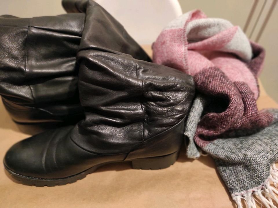 Damen Stiefel schwarz