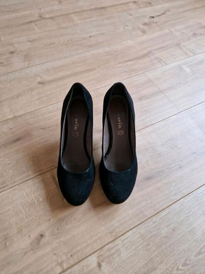 Pumps, High Heels schwarz Tamaris, Nubukleder 39
