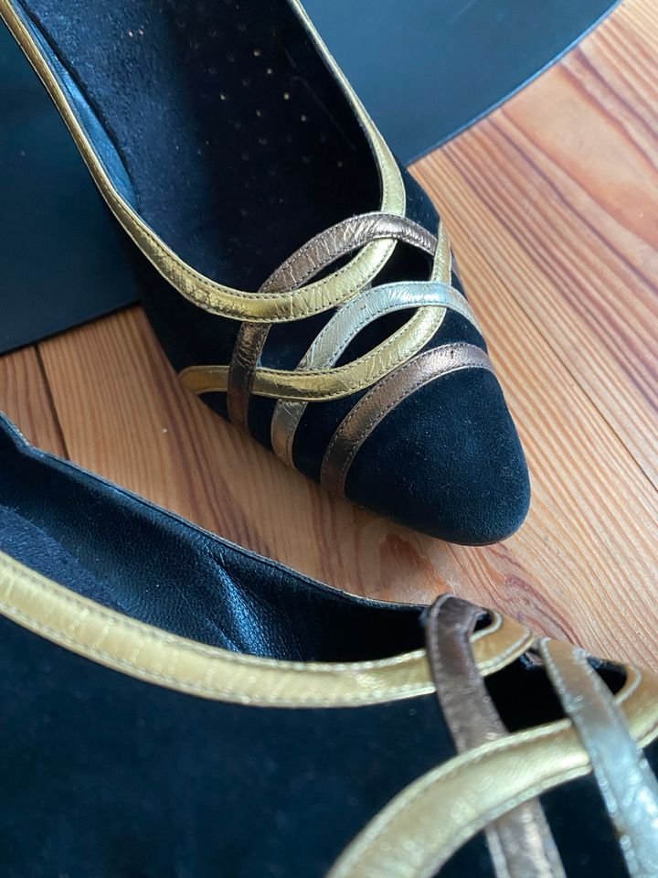 Schwarze Vintage Samt Gold Silber Bronze Pumps Italy Gr. 40