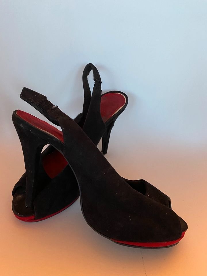 Männer aufgepasst! Luxus Schuhe Pumps High Heels in Größe 39