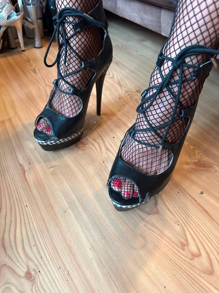 HEELS VALENTINO GIARO 40 schwarz Plateau Lagerspuren