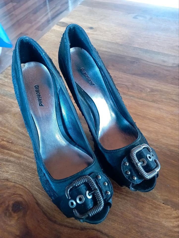 Verkaufe schwarze Pumps mit 10 cm Absatz
