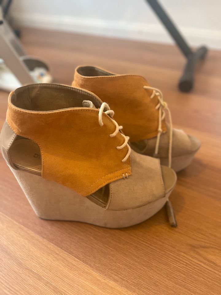 Damen Plateauschuhe H&M divided