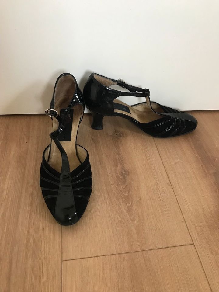 Verführerische Tanzschuhe für stilbewusste Männer