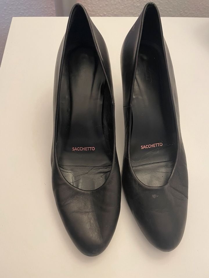 Getragene Pumps Flugbegleiter Stewardess Schuhe