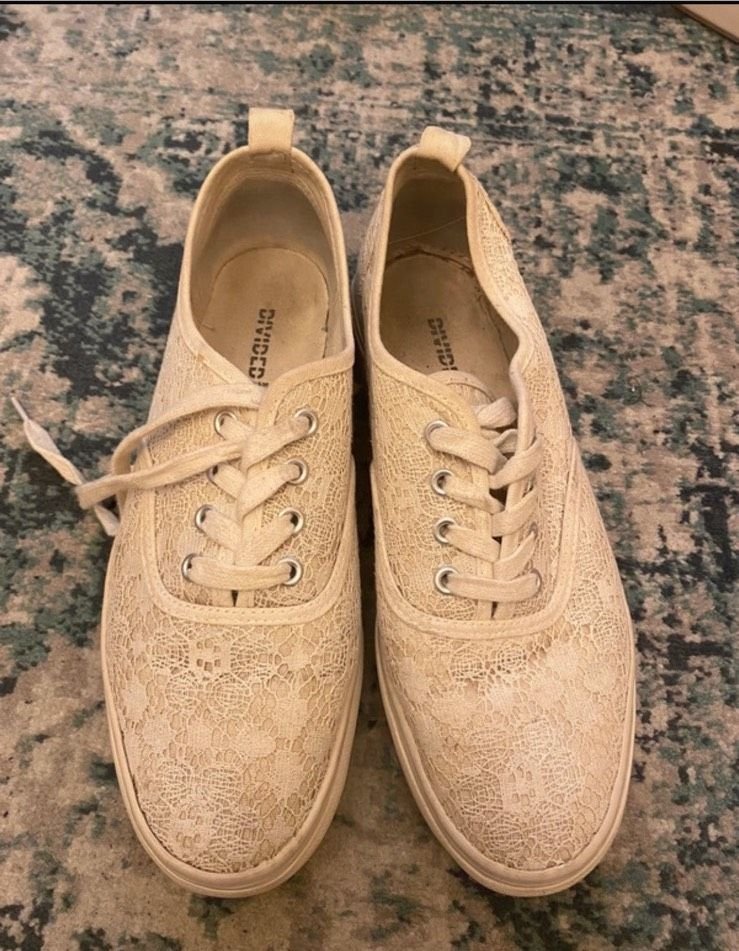 Verführerische Schuhe mit sinnlichem Duft