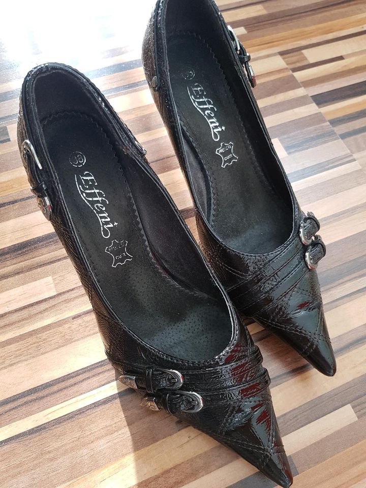 Pumps in 38, bereits getragen