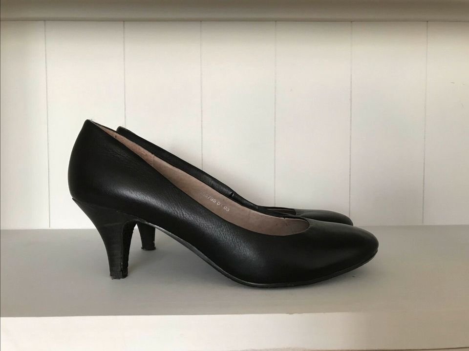 Schuhe / Pumps von Görtz17 und Theory ❤️ Gr. 40