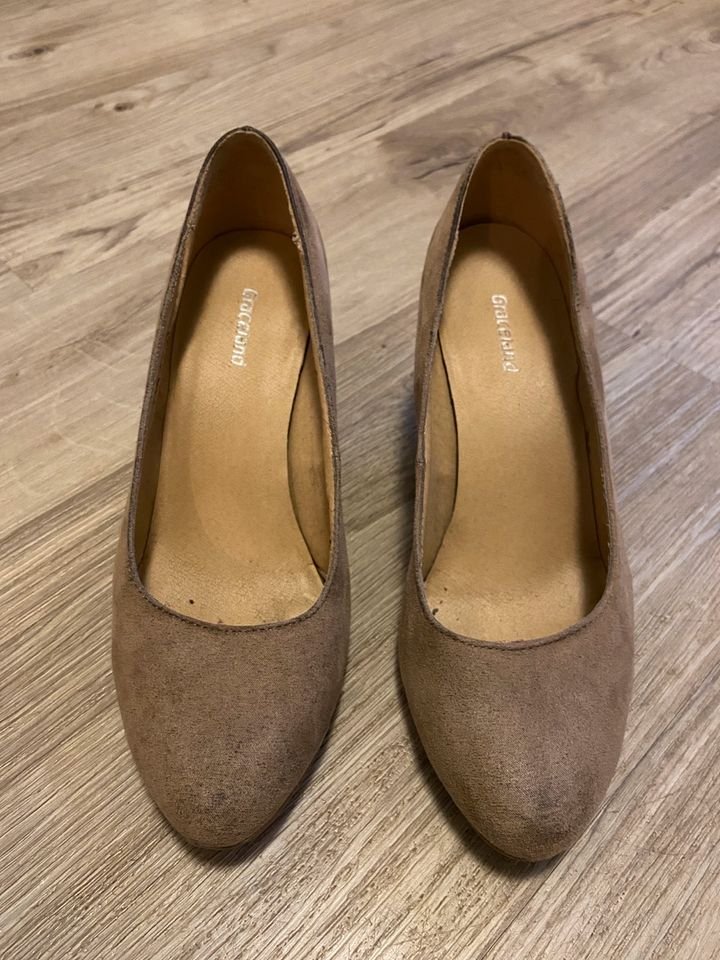 Beige Pumps von Graceland in 36