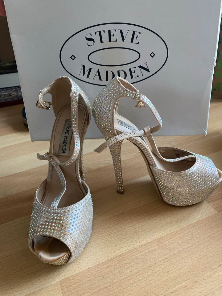 Einzigartige Steve Madden Glitzer-Highheels