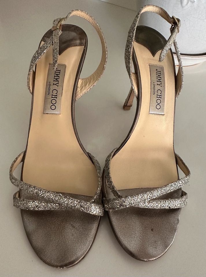 Verführerische Jimmy Choo Glitzersandalen