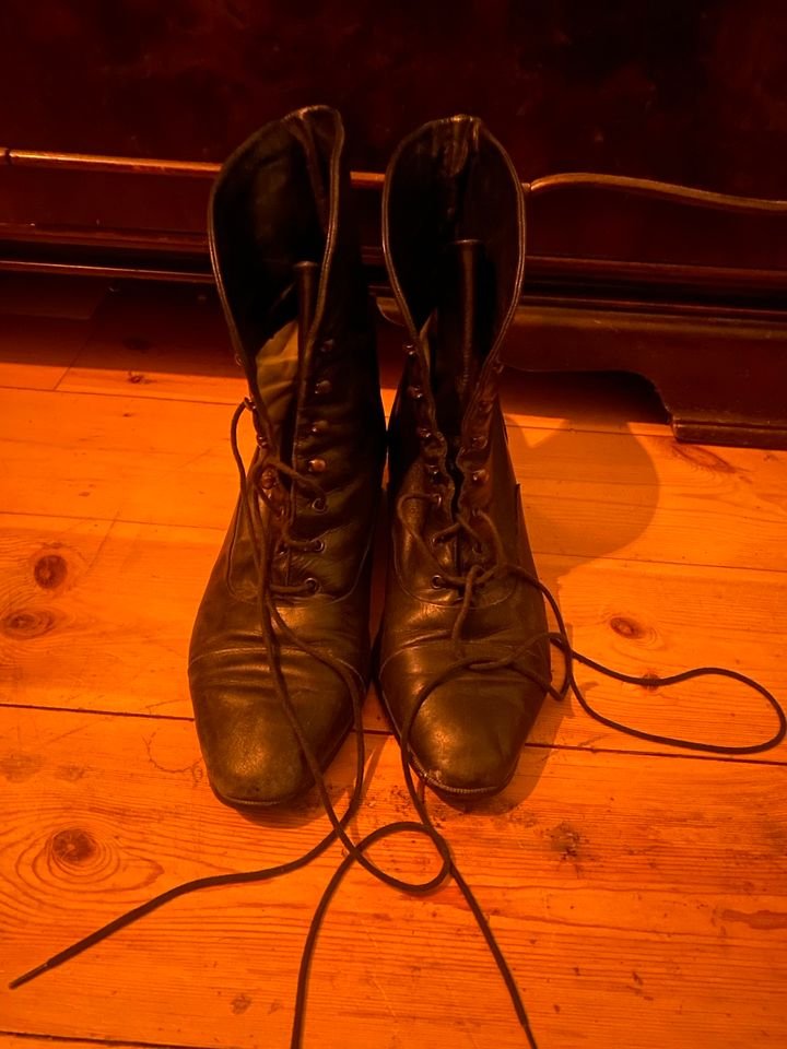 Vintage Frauenschuhe