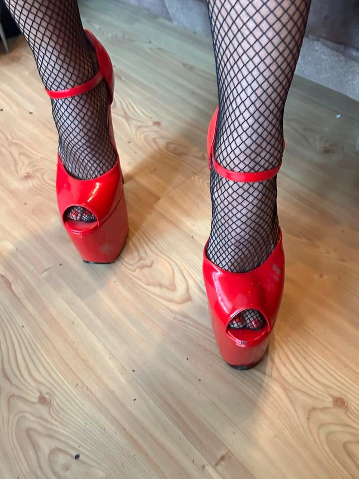 Stiefel und Heels für Sammler! Mit femininem Aroma