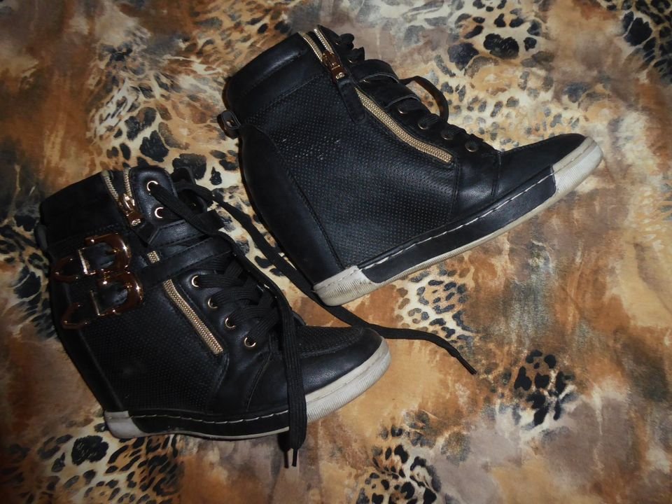 Damen Schuhe 39 Sneaker hoch mit Absatz 10 cm schwarz Boots Vegan