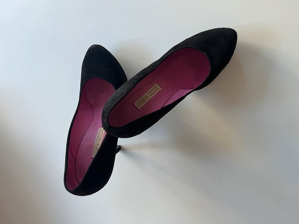 Schwarze Wildleder Highheels von Buffalo London!