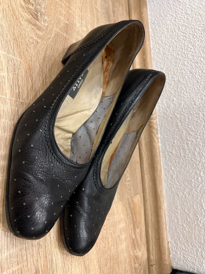 Männer aufgepasst! Bally Pumps aus der Schweiz in Größe 8 1/2