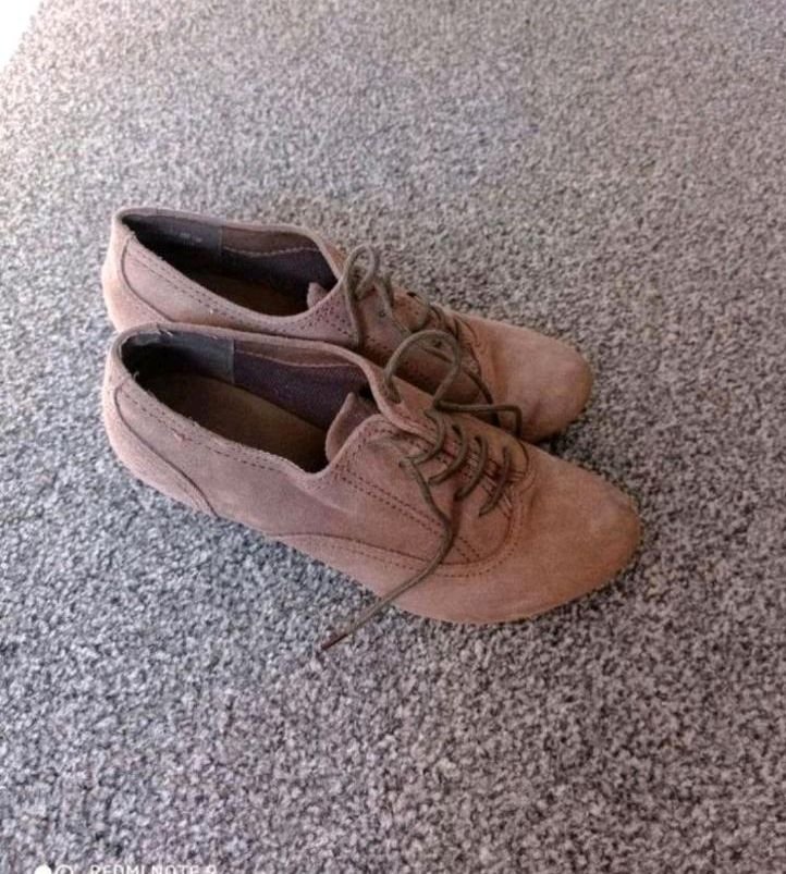 Schuhe Größe 39 zu verkaufen