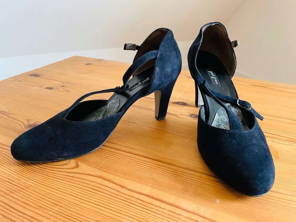 Dunkelblaue Pumps von Paul Green