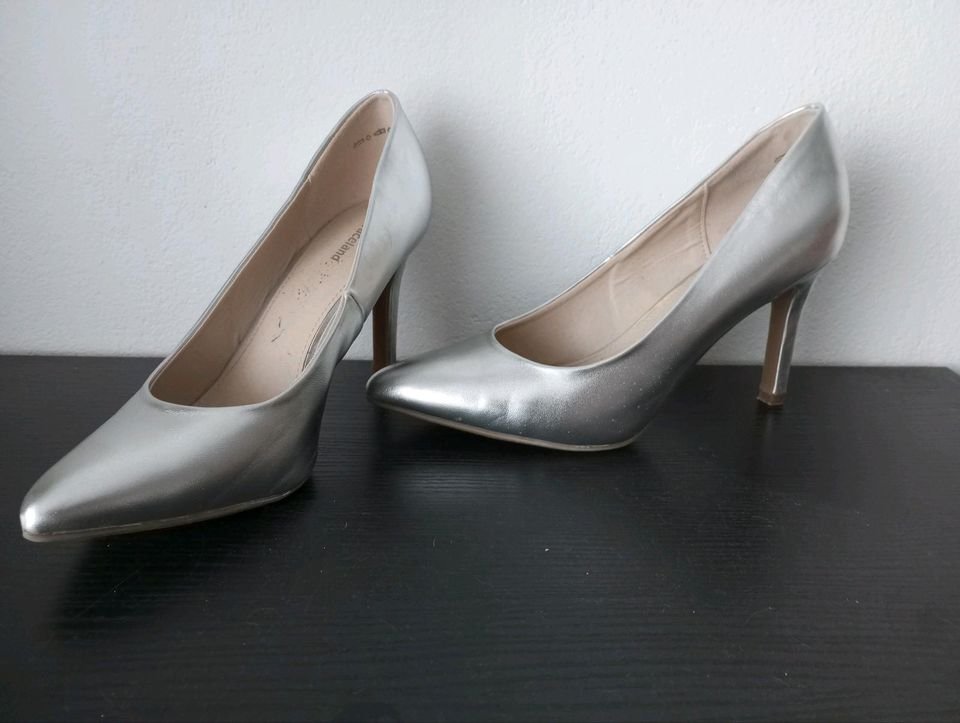 Silberne Pumps in Größe 41