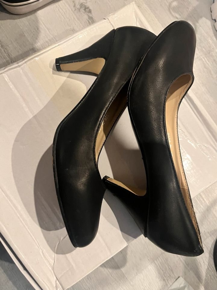 Verkaufe elegante Abendschuhe für Männer