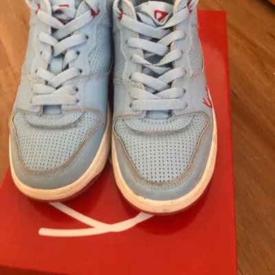 Karl Kani Sneaker in Größe 39