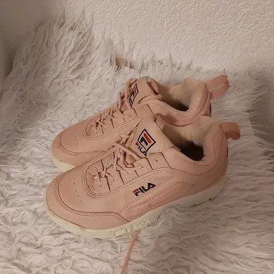 Sneaker mit Gebrauchsspuren - Versand möglich