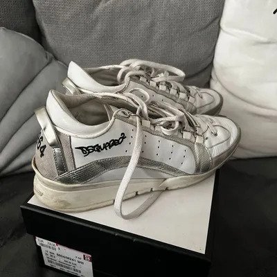 Verkaufe Dsquared 2 Sneaker - Dein individueller Duft