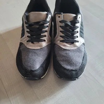 Sneakers, schöne Farbe Sneakers, gebraucht