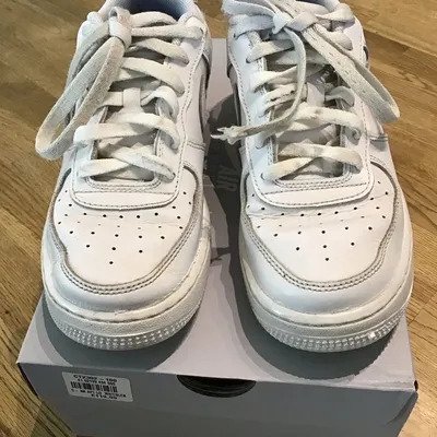 Nike Air Force weiß Turnschuhe Gr. 39