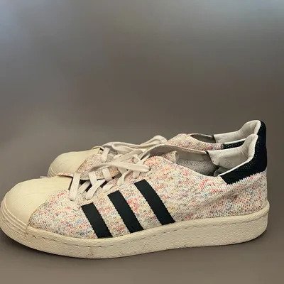 Adidas Sneaker 39 1/3 zu verkaufen