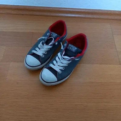 Verkaufe Convers Sneaker mit meinem eigenen Duft