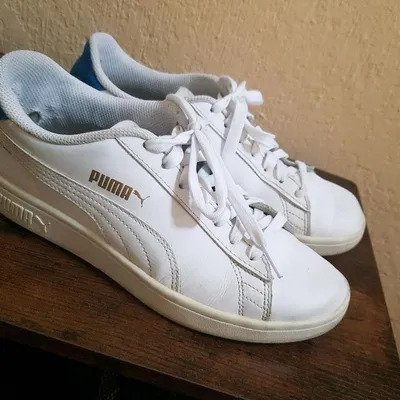 Puma Sneaker Grösse 40 mit besonderem Duft