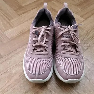 Sneakers Damen von Skechers Sehr leicht und bequem