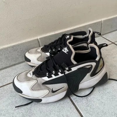 Nike Zoom Sneaker zu verkaufen