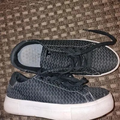 Verkaufe Damen Sneakers Gr.40 mit einzigartigem individuellem Duft