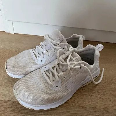 Nike Sneaker Größe 36,5