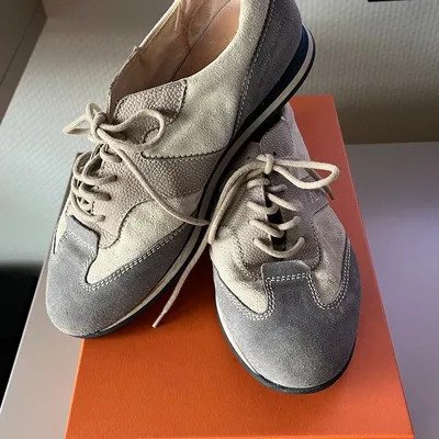 Sneaker in Taupe/Creme/Blau, Gr. 35, AGL ohne Beschädigungen