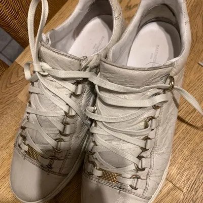 Tolle Balenciaga Sneaker zu verkaufen!