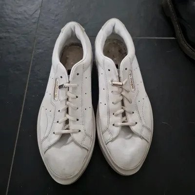 Adidas weiße Sneaker in gutem Zustand