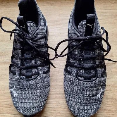 Puma Sneaker Momenta, Größe 43