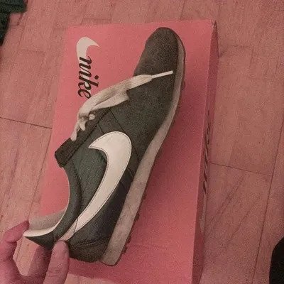 Verkaufe Nike Sneaker Wildleder