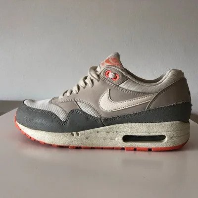 Nike Air Max 1 hellgrau/rosa Sneaker Gr. 38,5