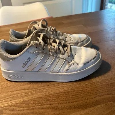 Adidas Sneaker Gr 39 1/3 weiß Gebrauchsspuren