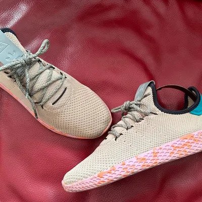 Adidas Pharell Williams Sneaker Gr. 38