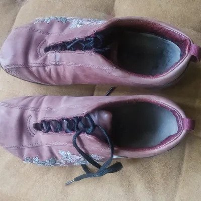 Papillo Sneaker Gr. 41 rot mit Stickerei (Birkenstock-Fußbett)